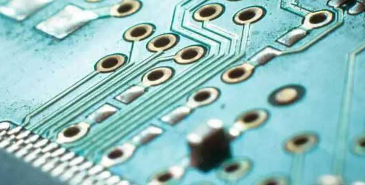 How to choose PCB surface treatment process?