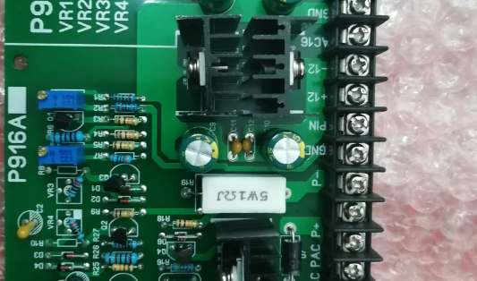 Rigid deflection of printed circuit board to drill dirt and dent technology