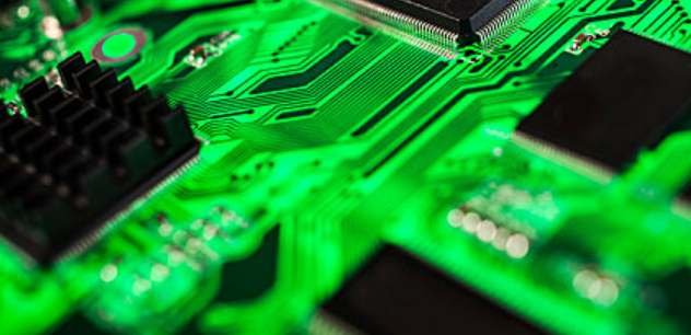 Identify the advantages and disadvantages of a PCB board, see these points?