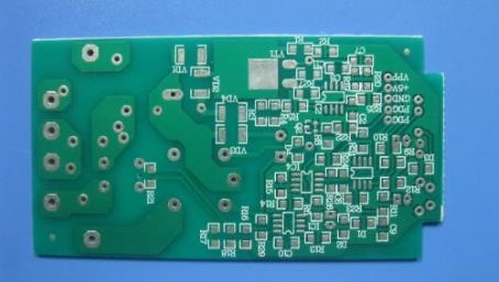 Two viewpoints on whether PCB Layout vias can be punched on pads