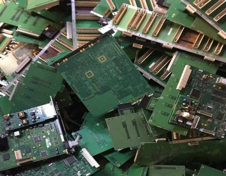 The harm of waste circuit board and how to recycle circuit board